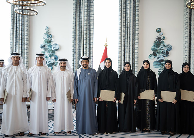 Hamdan bin Zayed receives top-performing Grade 12 students in Al Dhafra Region