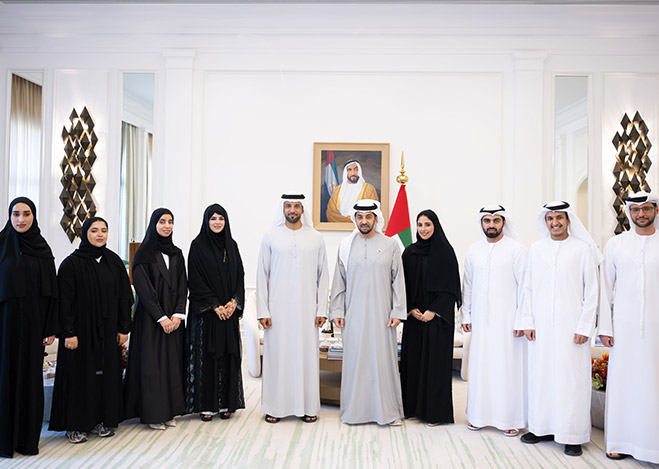 Hamdan bin Zayed receives Al Dhafra Youth Council delegation