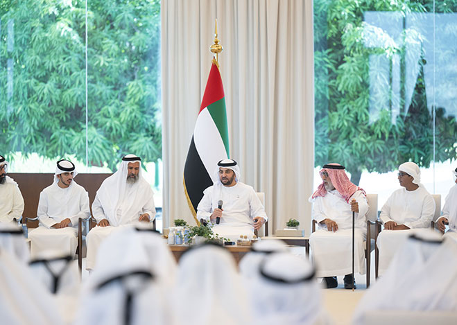 Hamdan bin Zayed receives citizens at Al Dhannah Palace, commends outstanding talent in Al Dhafra Region