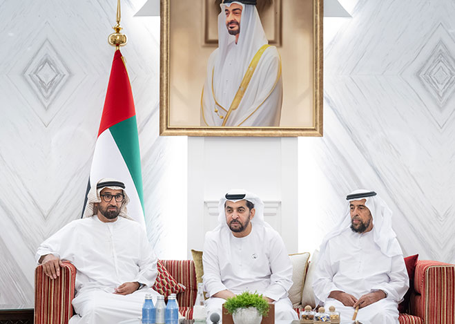 Hamdan bin Zayed receives UAE citizens at Baynunah Palace
